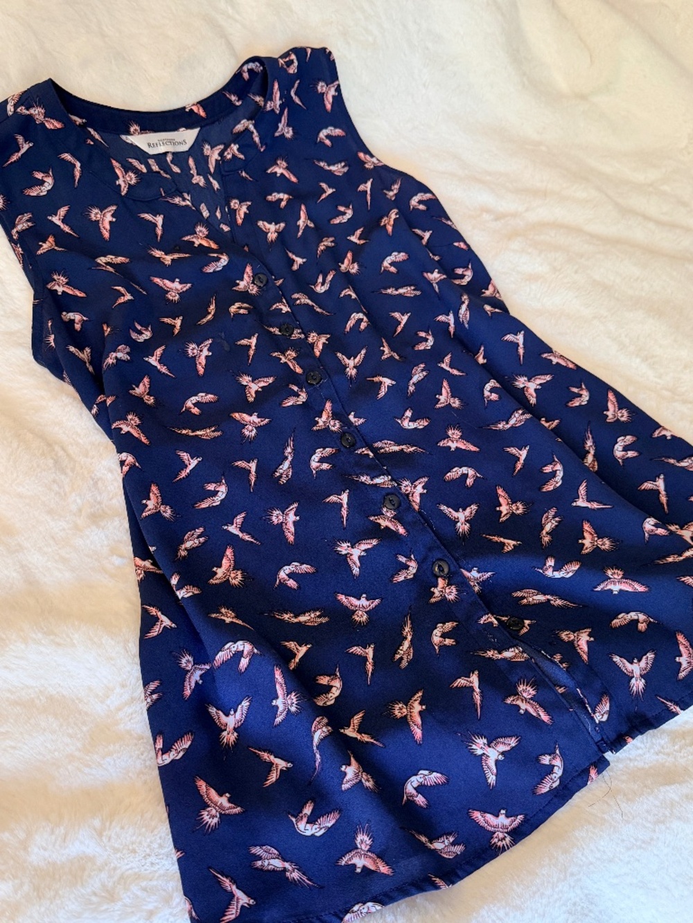 Charming Northern Reflections Flying Bird Pintuck Blouse Like New